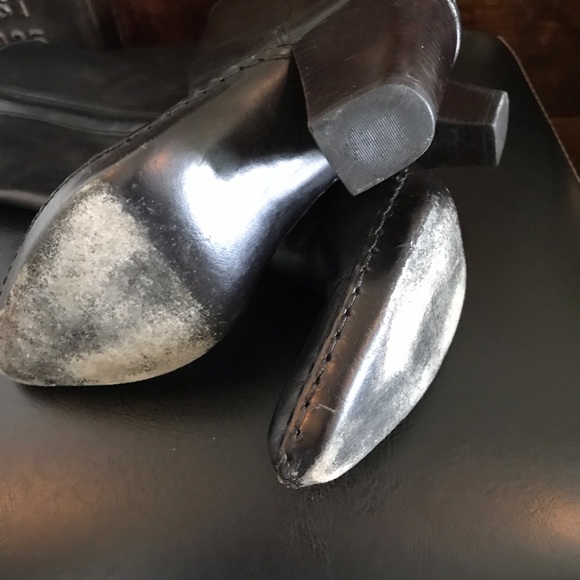 Heeled Leather zip up boots - Picture 4 of 5